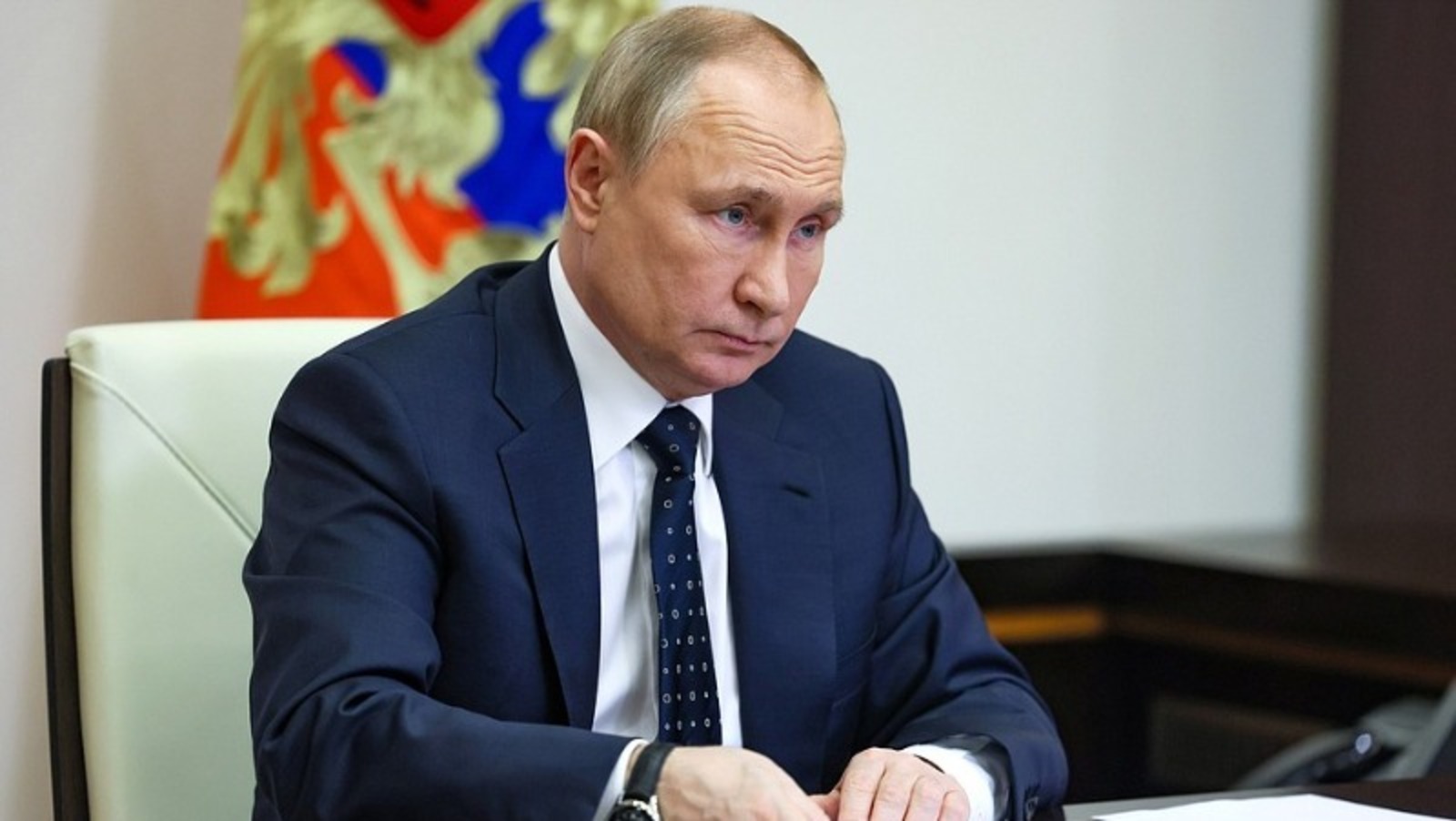 Путин выразил соболезнования президенту Египта и премьеру Армении