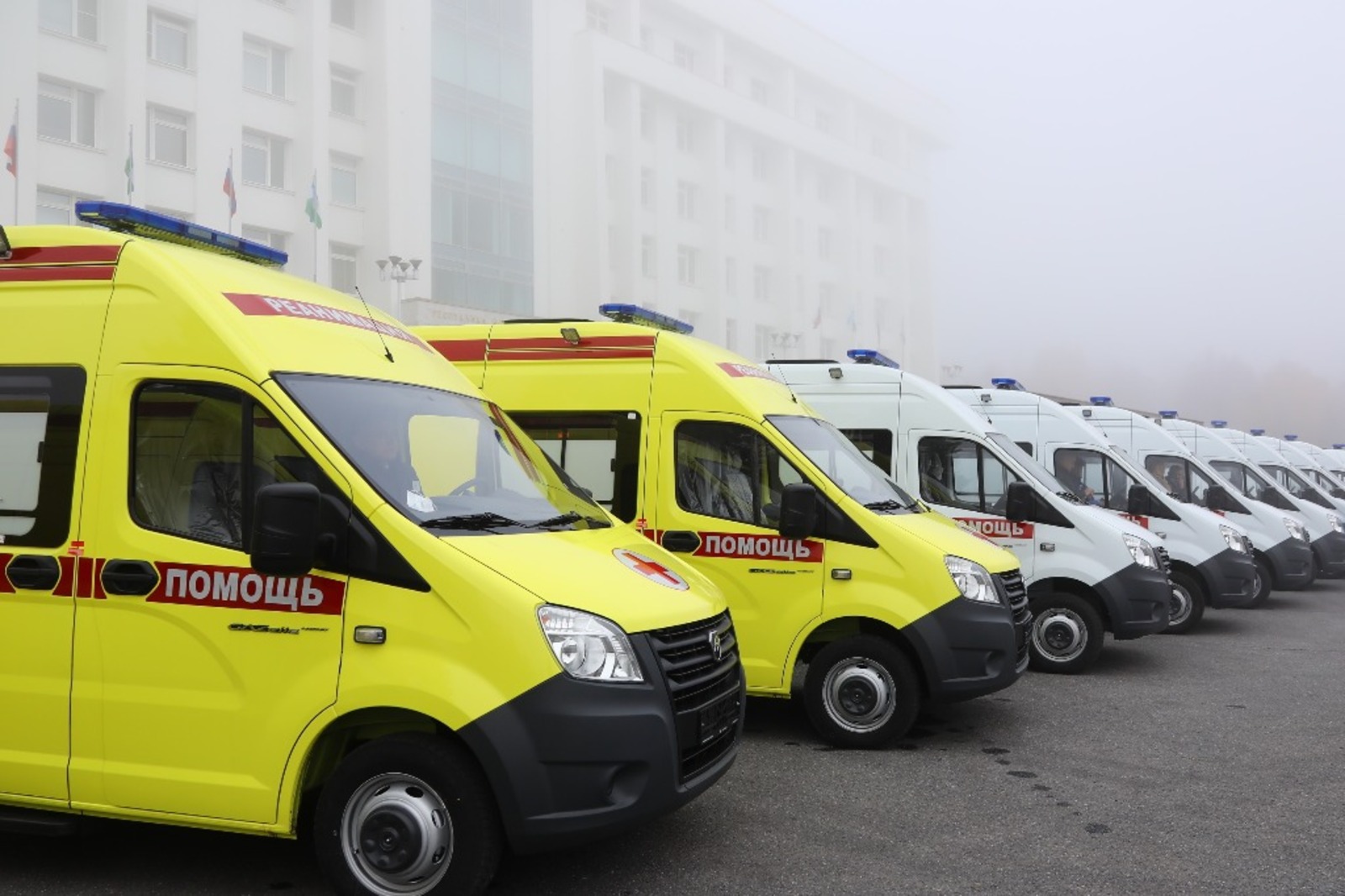 13 новых машин скорой медицинской помощи получили больницы Башкортостана