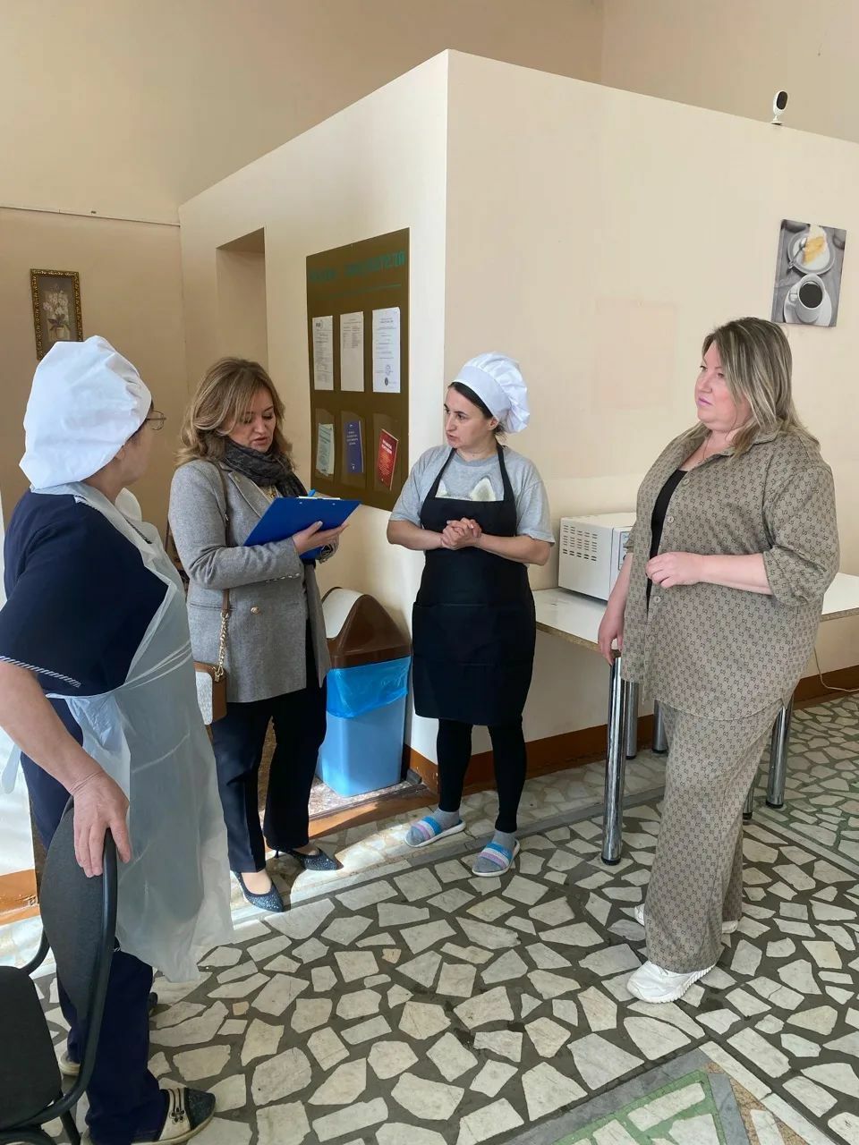 Общественная палата Башкирии запустила опрос среди родителей учеников начальной