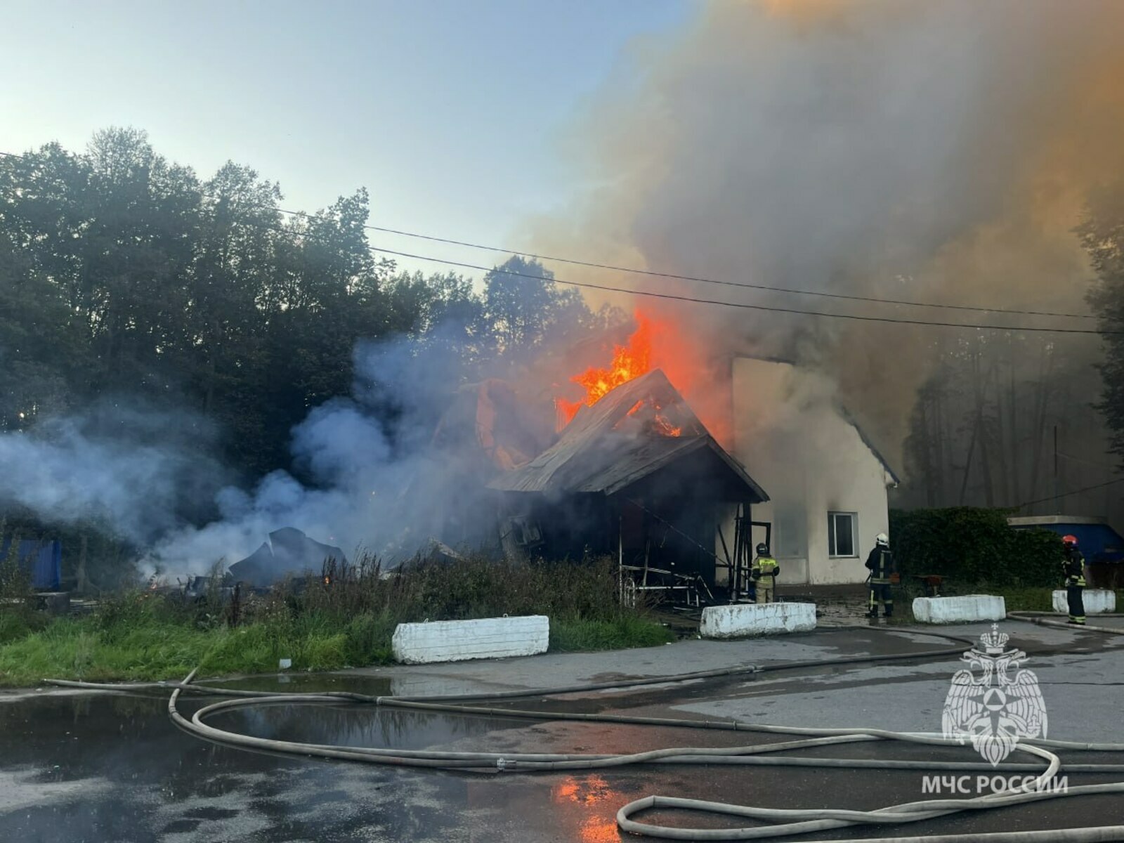 148 кеше һәләк булған, уларҙың 12-һе бала....