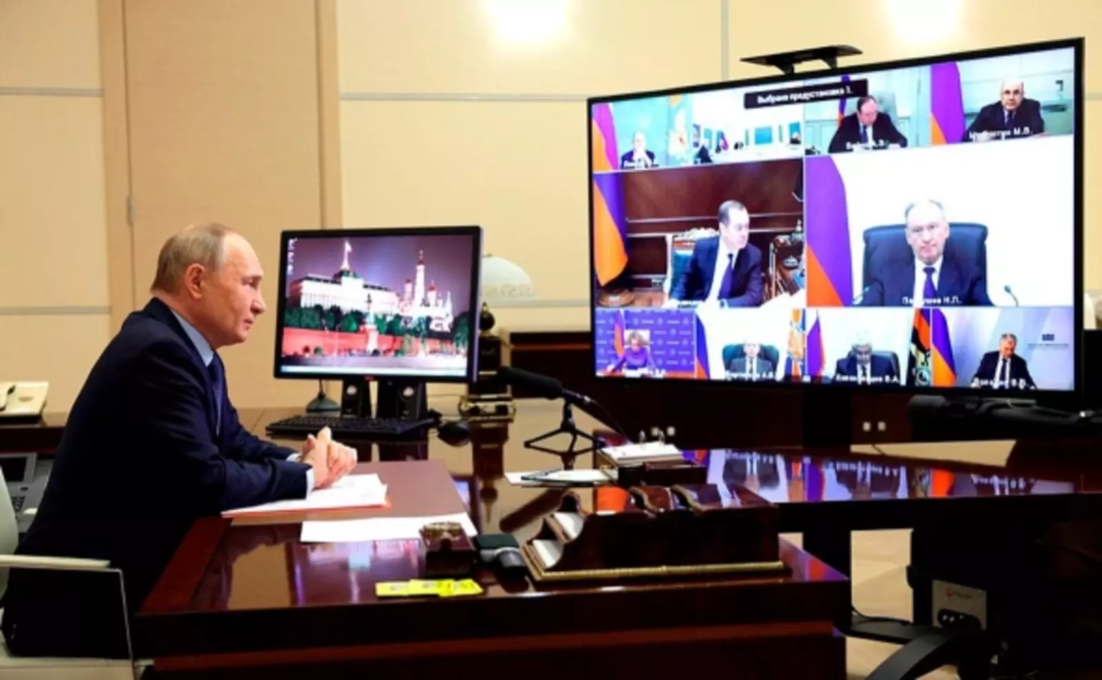 Путин обсудил с членами Совбеза состояние госрезервов