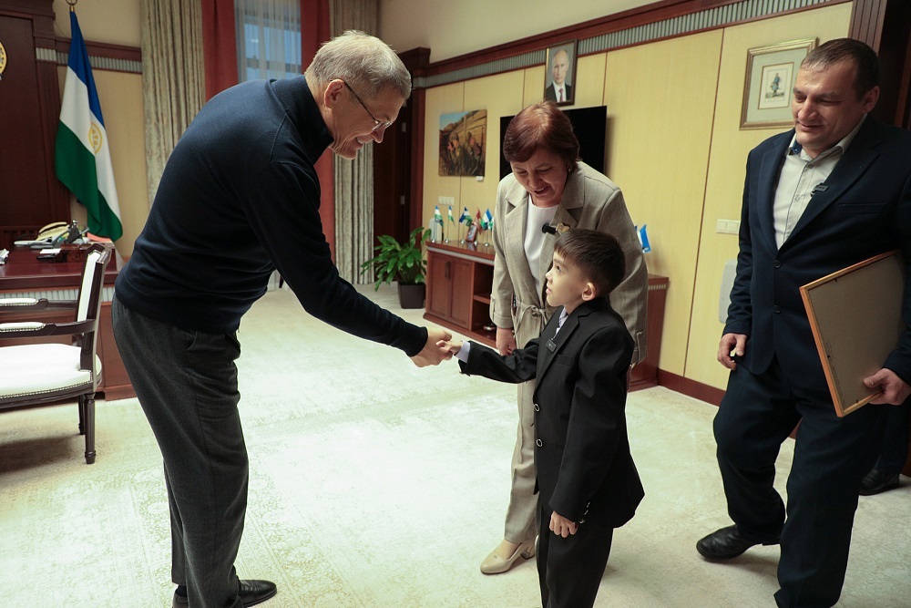 Радий Хәбиров Максим менән йәнә осрашты