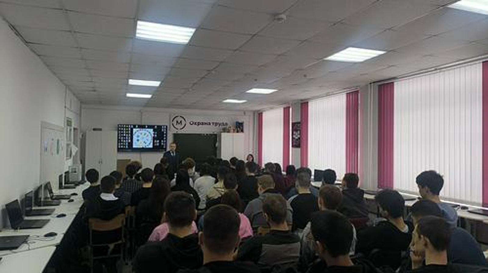 Дюртюлинские студенты встретились с экспертами в области права