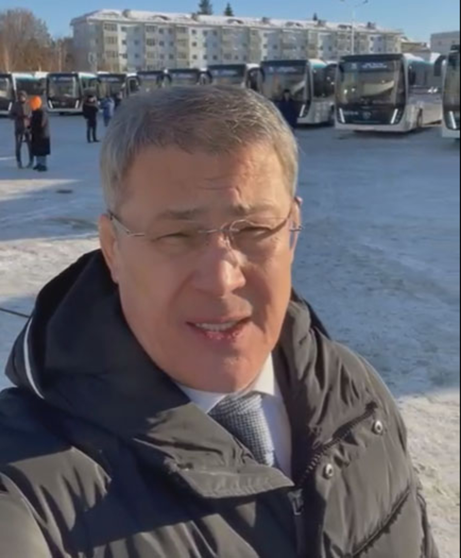 Радий Хабиров сообщил о запуске программы автобусного сообщения между селами и райцентрами Башкирии