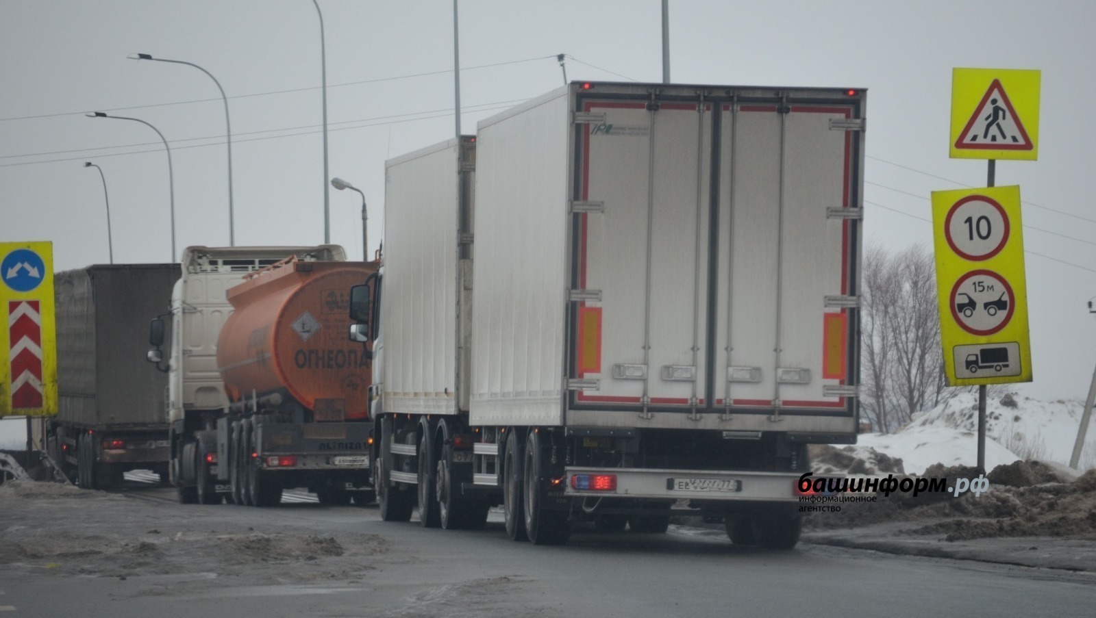 Большегрузам ограничат въезд в Уфу