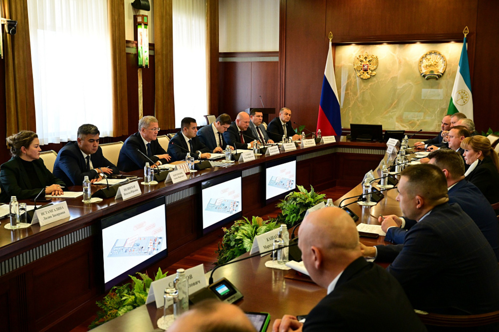 На «Инвестчасе» одобрили новые проекты в промышленности и сельском хозяйстве