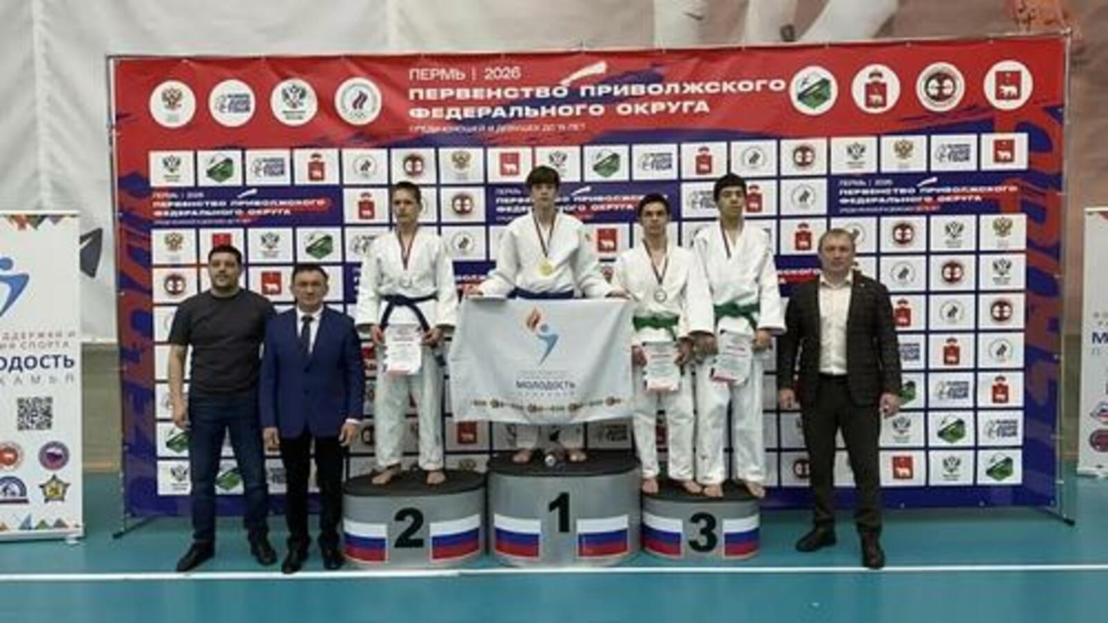 Юный спортсмен из Дюртюлей стал серебряным призером первенства ПФО по дзюдо