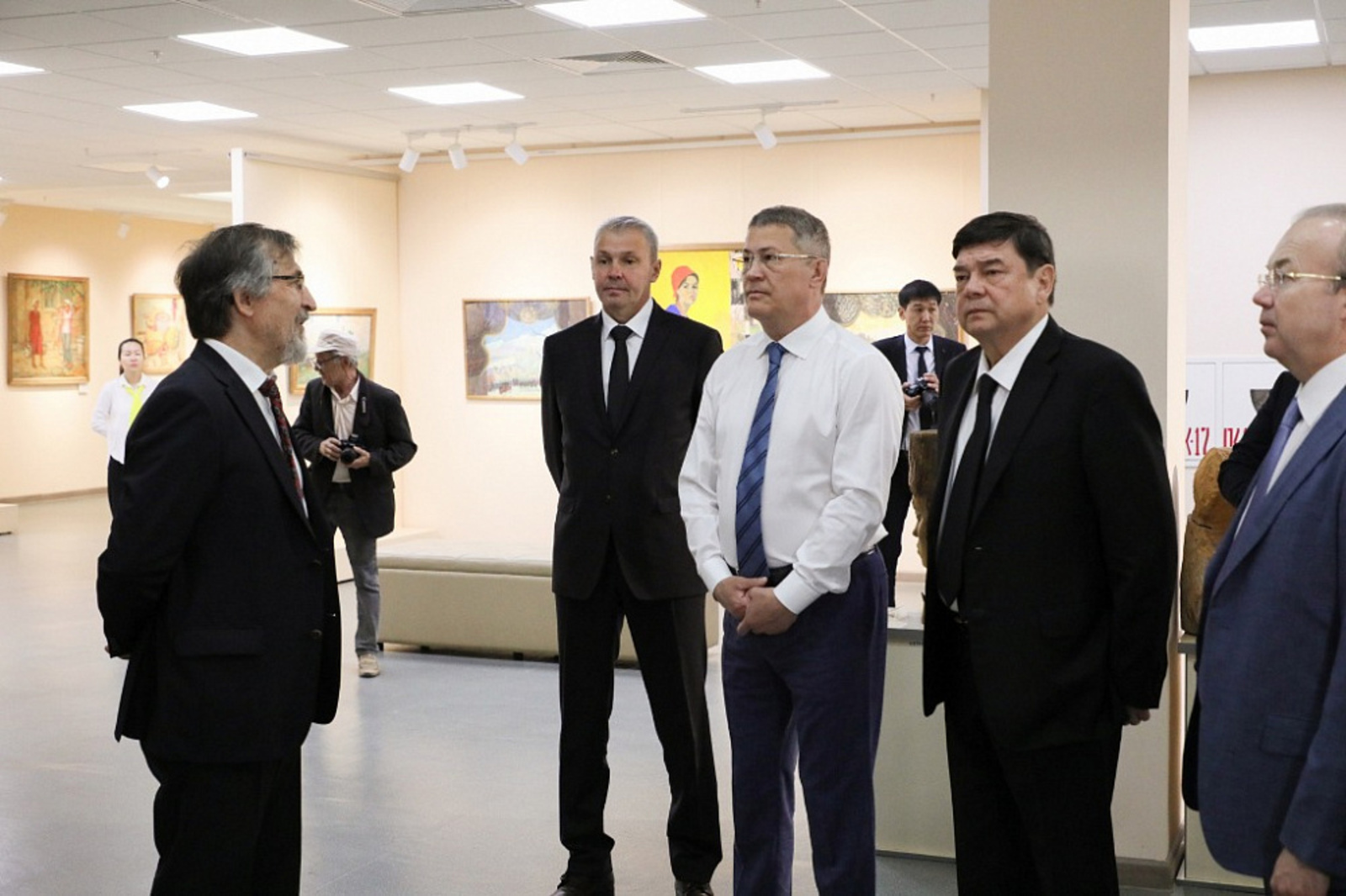 Радий Хабиров обсудил перспективы сотрудничества музеев Башкортостана и Узбекистана