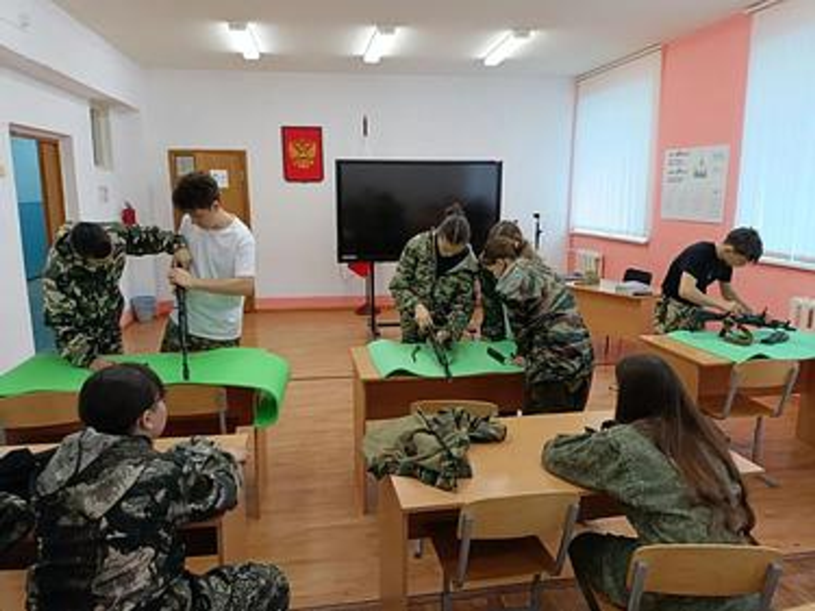 В Караидельском районе для школьников проводят трехдневные учебные сборы