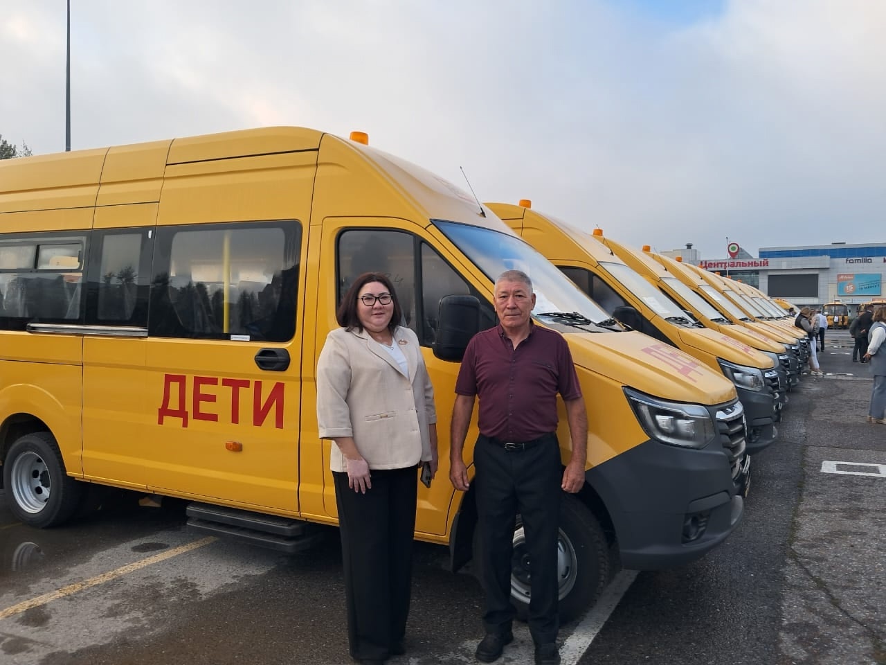 Салауат районының биш мәктәбе яңы автобуслы булды