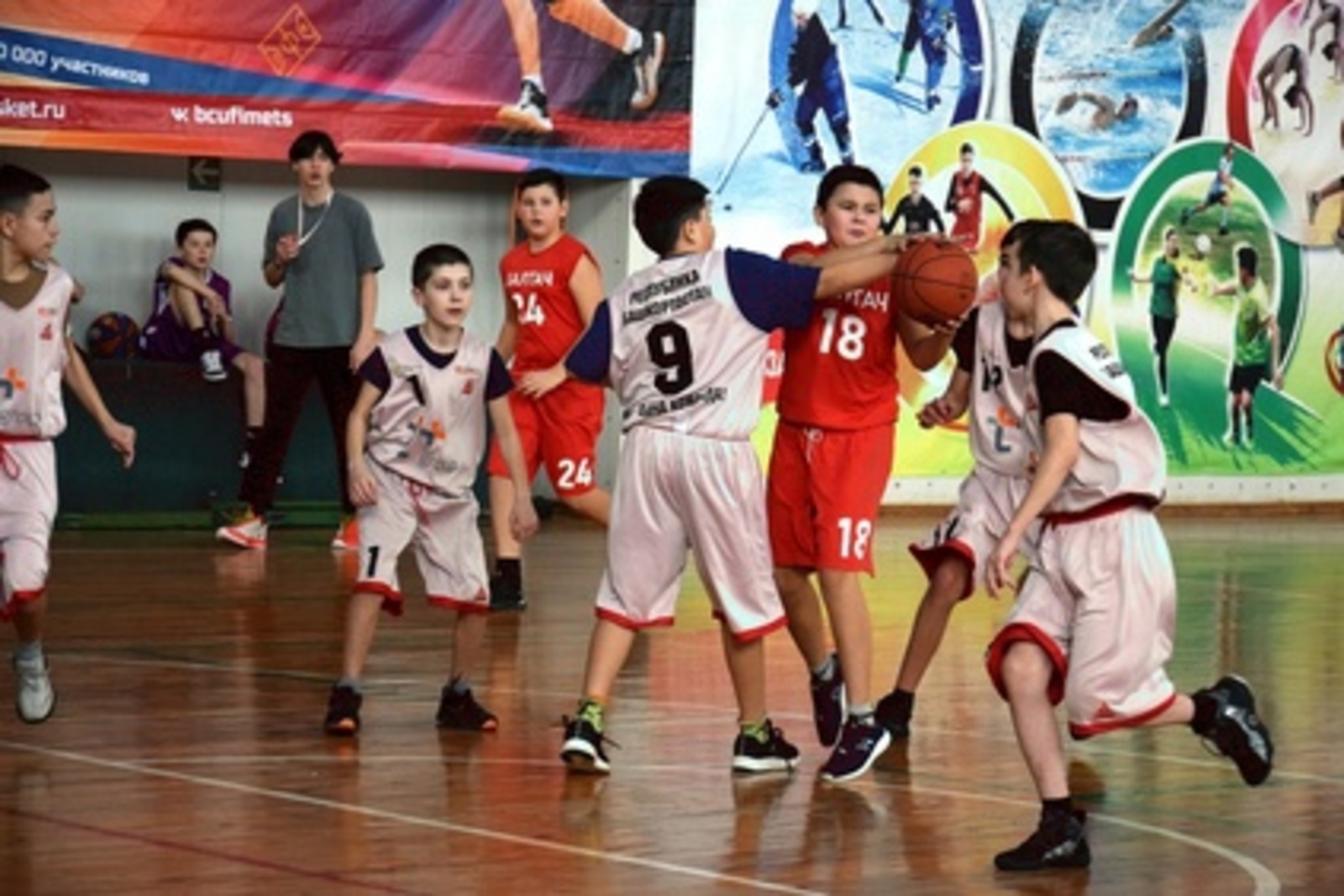 В селе Бураево Бураевского района Республики Башкортостан начались финальные соревнования по баскетболу